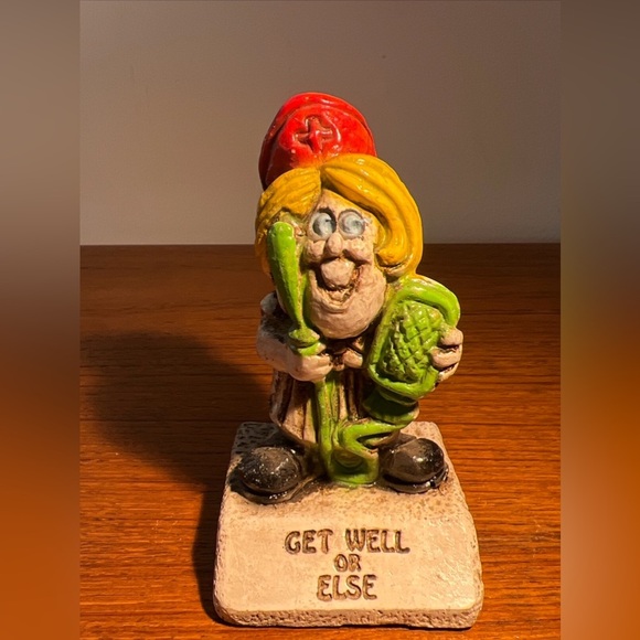 ARRCO/SAXON VINTAGE - RARE FIGURINE “ Get Well Or Else ”  - CANADIAN MADE 493 - Picture 1 of 4